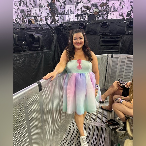 Selkie Dresses & Skirts - Selkie Pony Shrug Puff Dress - Size 1x - Lover Era Dress